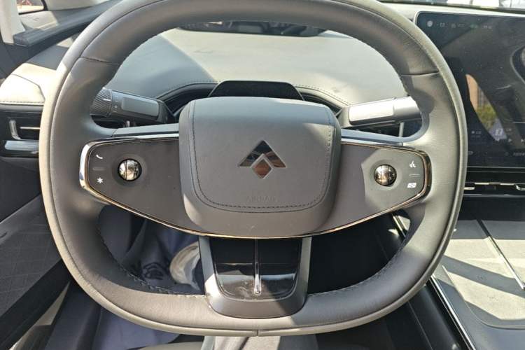Used Hyptec GT 2023 710 Rear-Drive Ultra-Charging Version Steering Wheel