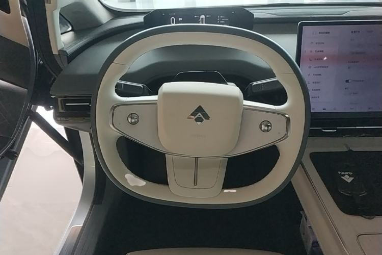 Used Hyptec GT 2023 560 Rear-Drive Seven-Wing Edition Steering Wheel