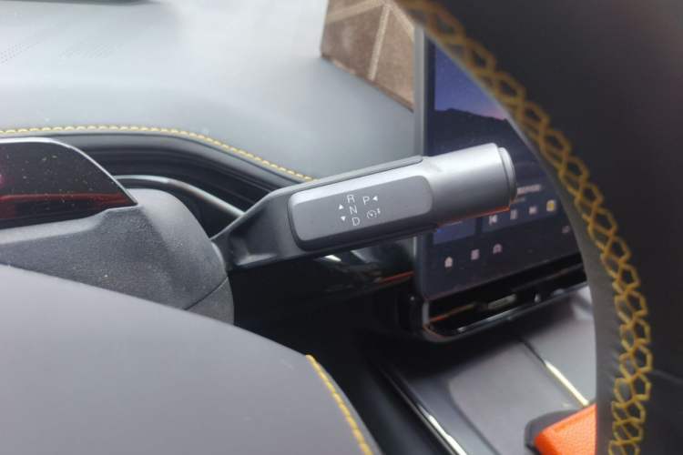 Used Hyptec GT 2023 Rear-Drive Ultra-Charging 7-Wing Edition Gear Lever