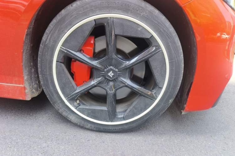 Used Hyptec GT 2023 Rear-Drive Ultra-Charging 7-Wing Edition Right Front Wheel Hub