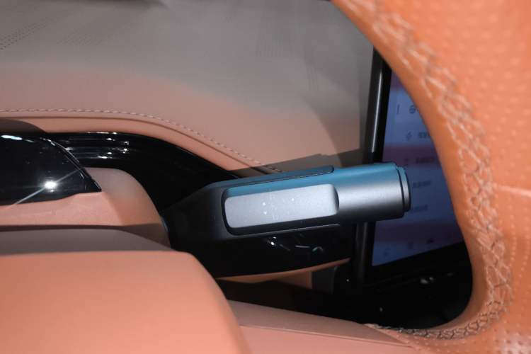 Used Hyptec GT 2024 Global Model 710 Ultra-High-Voltage LiDAR Edition Gear Lever
