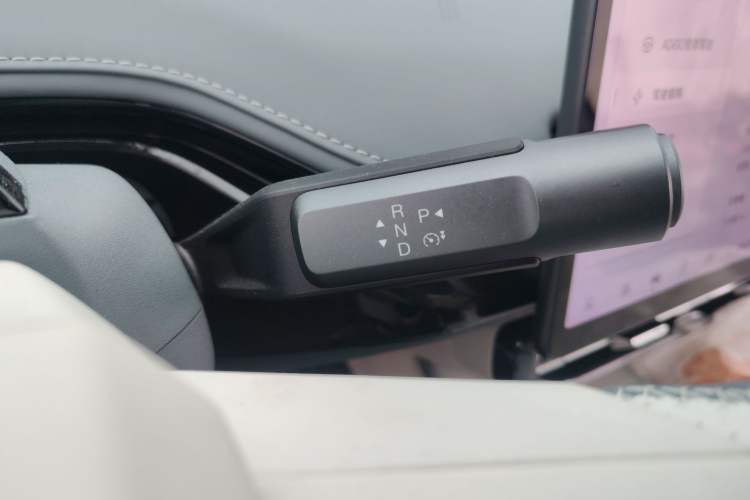 Used Hyptec GT 2024 Global Model 710 Ultra-High-Voltage LiDAR Edition Gear Lever
