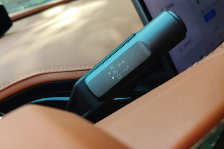 Used Hyptec GT 2024 Global Model 710 Ultra-High-Voltage LiDAR Edition Gear Lever