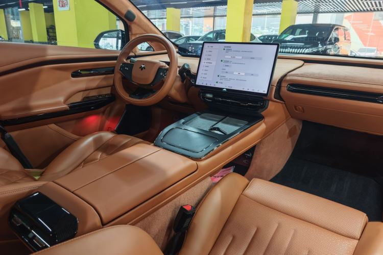 Used Hyptec GT 2024 Global Model 710 Ultra-High-Voltage LiDAR Edition Interior 1