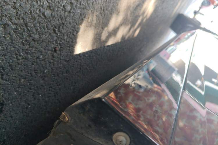 Used Hyptec GT 2024 Global Model 710 Ultra-High-Voltage LiDAR Edition Right Side Sill