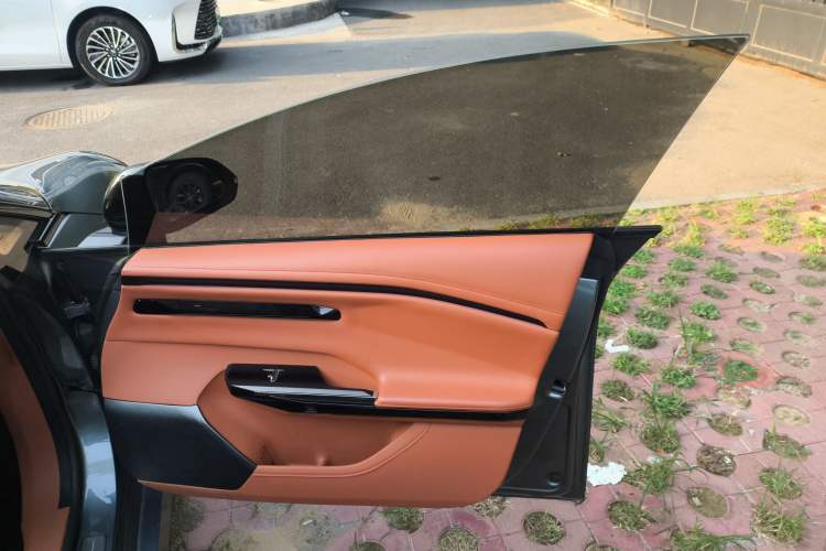 Used Hyptec GT 2024 Global Model 710 Ultra-High-Voltage LiDAR Edition Right Front Door Interior