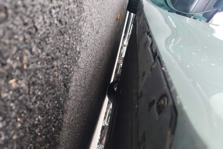 Used Hyptec GT 2024 Global Model 710 Ultra-High-Voltage LiDAR Edition Left Side Sill