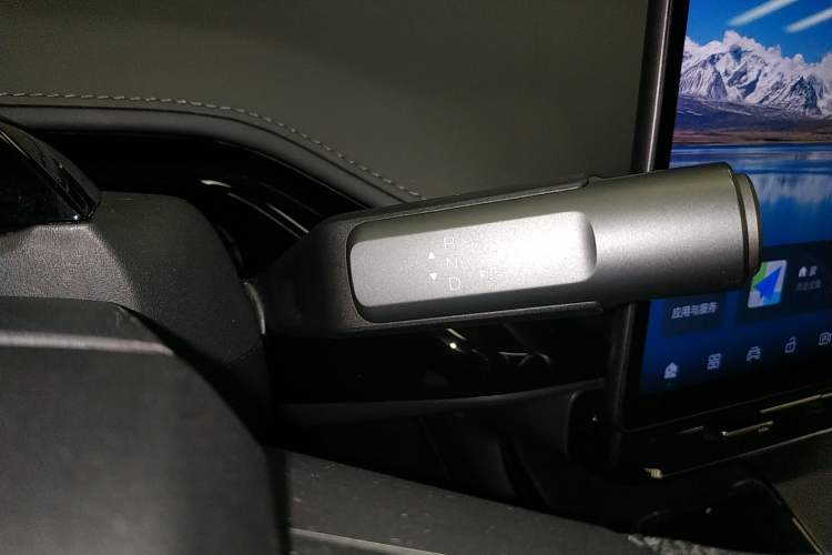 Used Hyptec GT 2024 Global Model 710 Ultra-High-Voltage LiDAR Edition Gear Lever