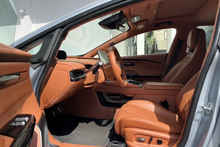 Used Hyptec GT 2024 Global Model 710 Ultra-High-Voltage LiDAR Edition Interior 6