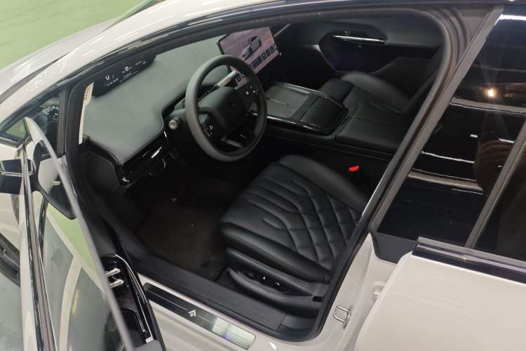 Used Hyptec GT 2024 Global Model 710 Ultra-High-Voltage LiDAR Edition Driver Seat