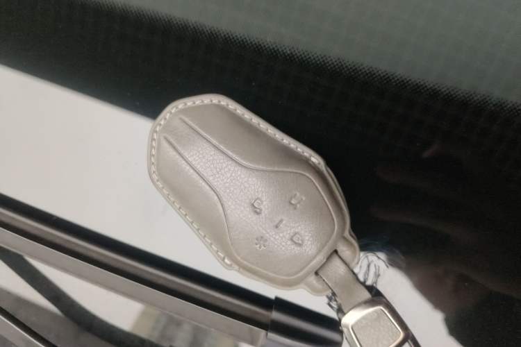 Used Hyptec GT 2024 Global Model 710 Ultra-High-Voltage LiDAR Edition Interior 1