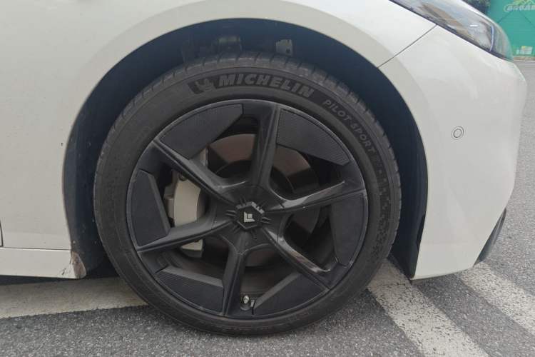 Used Hyptec GT 2024 Global Model 710 Ultra-High-Voltage LiDAR Edition Right Front Wheel Hub