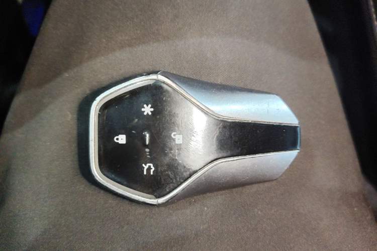 Used Hyptec GT 2024 Global Model 710 Ultra-High-Voltage LiDAR Edition Interior 1