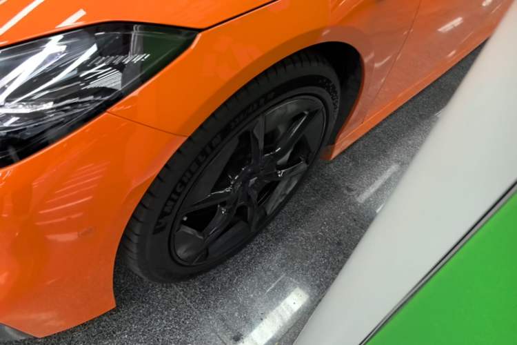 Used Hyptec GT 2024 Global Model 710 Ultra-High-Voltage LiDAR Edition Left Front Wheel Hub