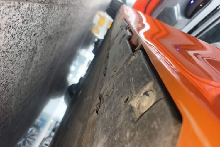 Used Hyptec GT 2024 Global Model 710 Ultra-High-Voltage LiDAR Edition Left Side Sill