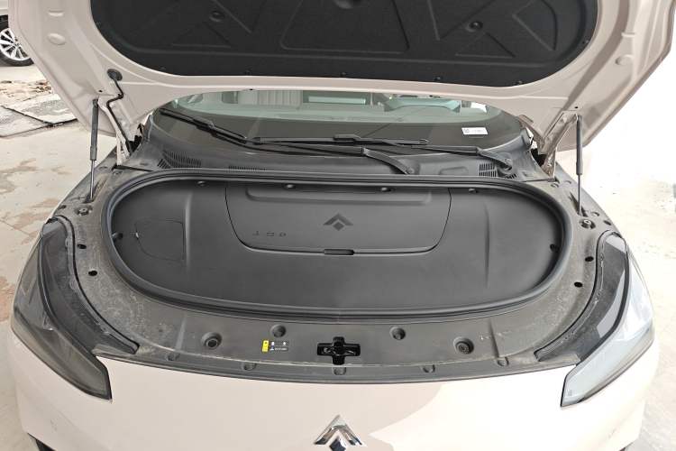 Used Hyptec GT 2025 710 Max Edition Engine Bay
