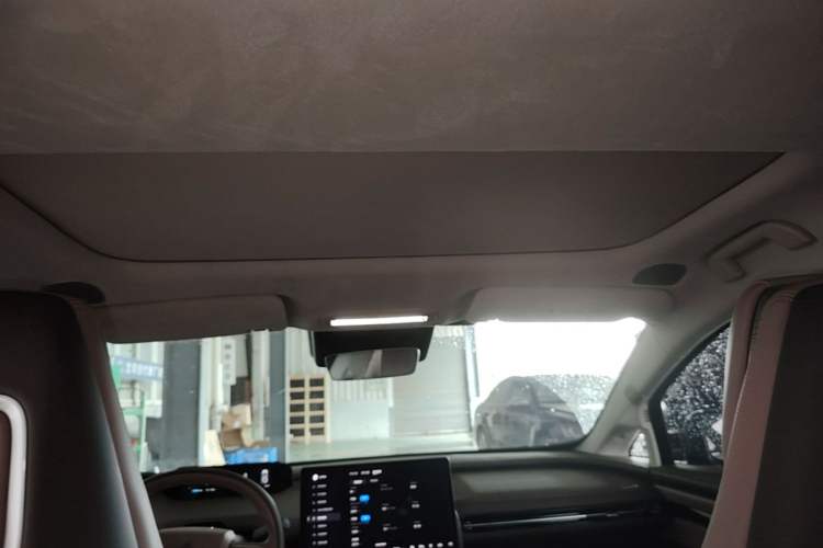 Used Hyptec GT 2025 710 Max Edition Headliner