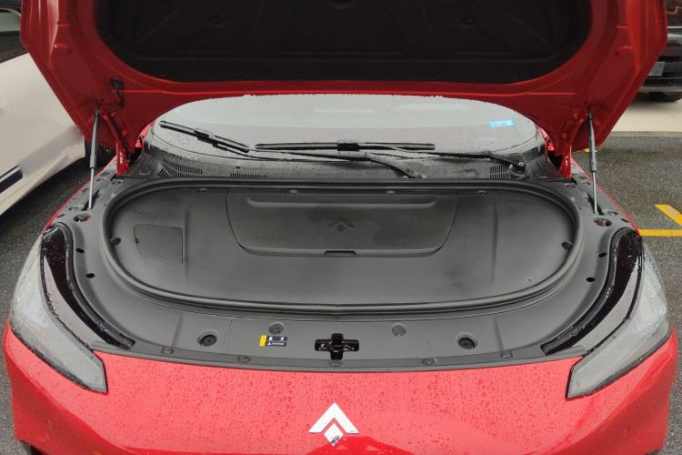 Used Hyptec GT 2025 710 Max Edition Engine Bay