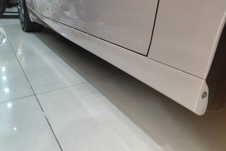 Used Hyptec GT 2025 Model Facelift 710 Max Edition Right Side Sill
