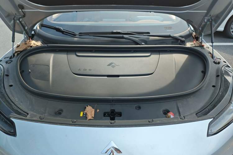Used Hyptec GT 2025 710 Max Edition Engine Bay