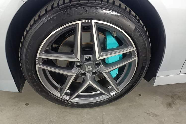 Used Hyptec GT 2025 710 Max Edition Exterior 4