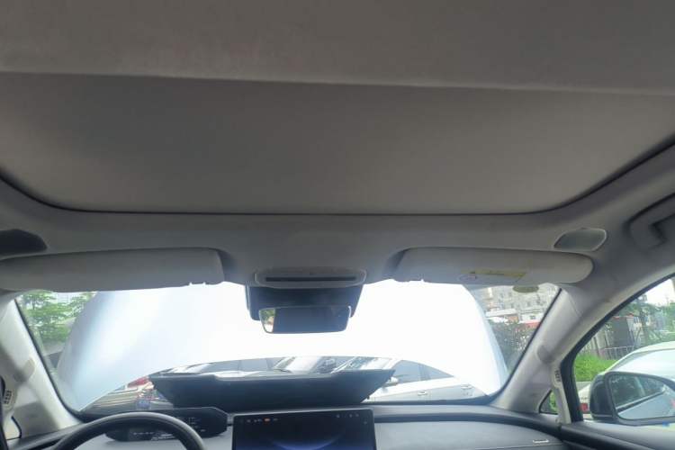 Used Hyptec GT 2025 710 Max Edition Headliner