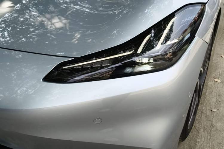 Used Hyptec GT 2025 710 Max Edition Left Front Headlight