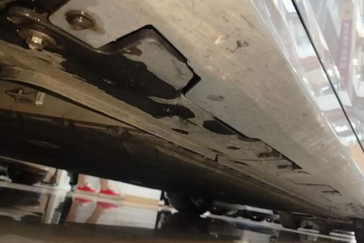 Used Hyptec GT 2025 710 Max Edition Left Side Sill
