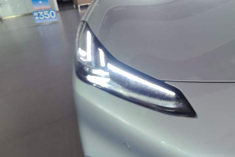 Used Hyptec GT 2025 Model Facelift 710 Max Edition Right Front Headlight
