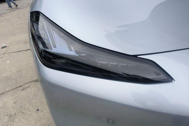Used Hyptec GT 2025 710 Max Edition Right Front Headlight