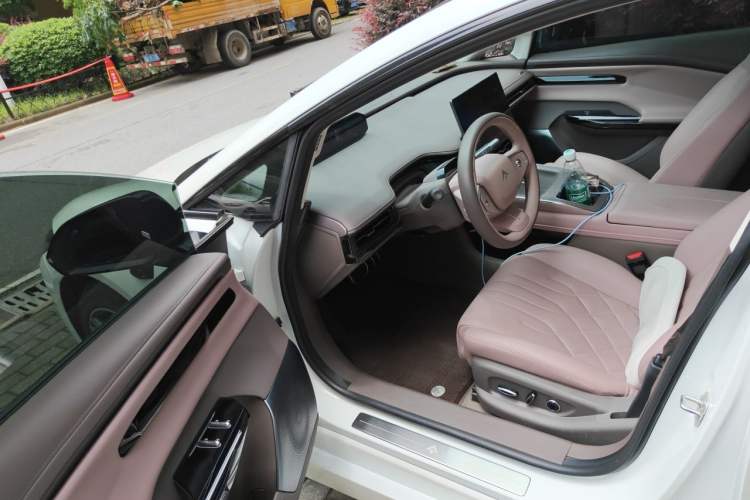 Used Hyptec GT 2025 710 Max Edition Driver Seat