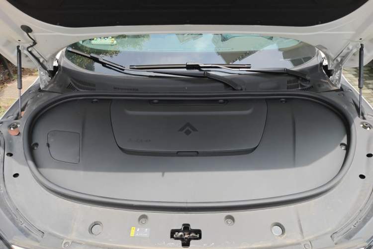 Used Hyptec GT 2025 710 Max Edition Engine Bay