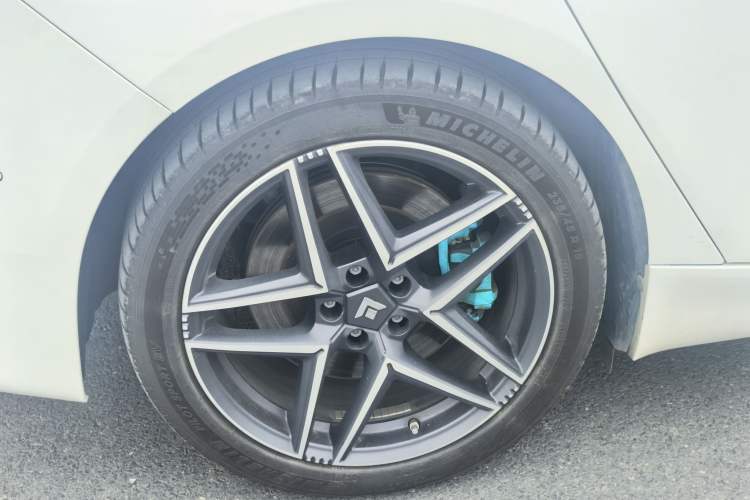Used Hyptec GT 2025 710 Max Edition Exterior 10