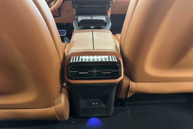 Used Hyptec GT 2025 710 Max Edition Interior 2