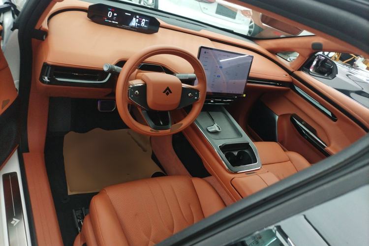 Used Hyptec GT 2025 710 Max Edition Interior 2