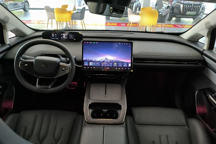 Used Hyptec GT 2025 710 Max Edition Interior 3
