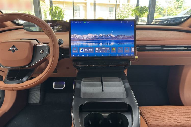 Used Hyptec GT 2025 710 Max Edition Interior 3