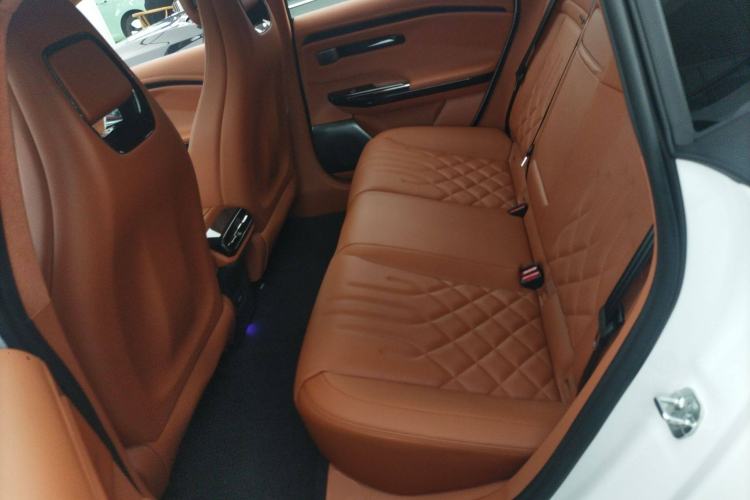 Used Hyptec GT 2025 710 Max Edition Interior 4