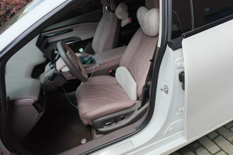 Used Hyptec GT 2025 710 Max Edition Left Front Seat