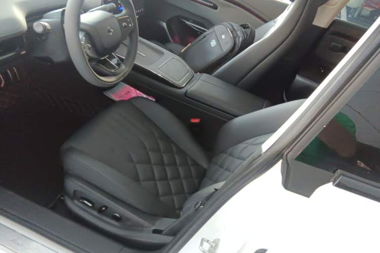 Used Hyptec GT 2025 710 Max Edition Left Front Seat