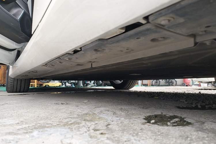 Used Hyptec GT 2025 710 Max Edition Left Side Sill