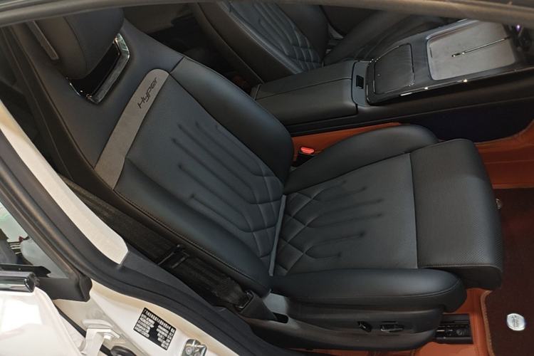 Used Hyptec GT 2025 710 Max Edition Right Front Seat