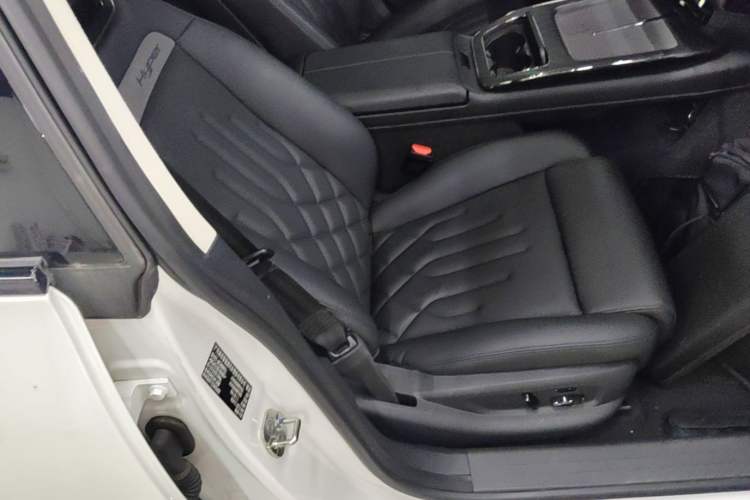 Used Hyptec GT 2025 Model 630 Lite Edition Right Front Seat