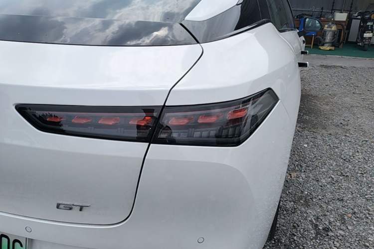 Used Hyptec GT 2025 710 Max Edition Right Rear Taillight