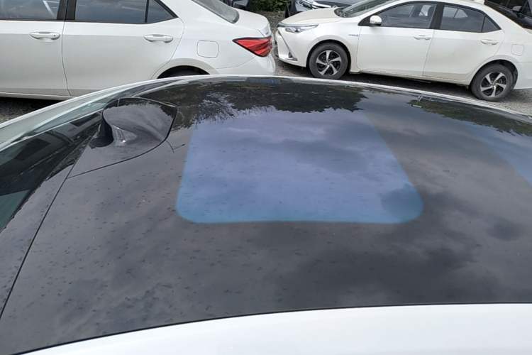 Used Hyptec GT 2025 710 Max Edition Roof