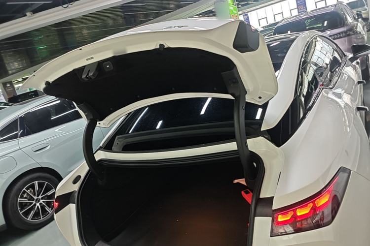Used Hyptec GT 2025 710 Max Edition Trunk