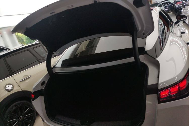 Used Hyptec GT 2025 710 Max Edition Trunk