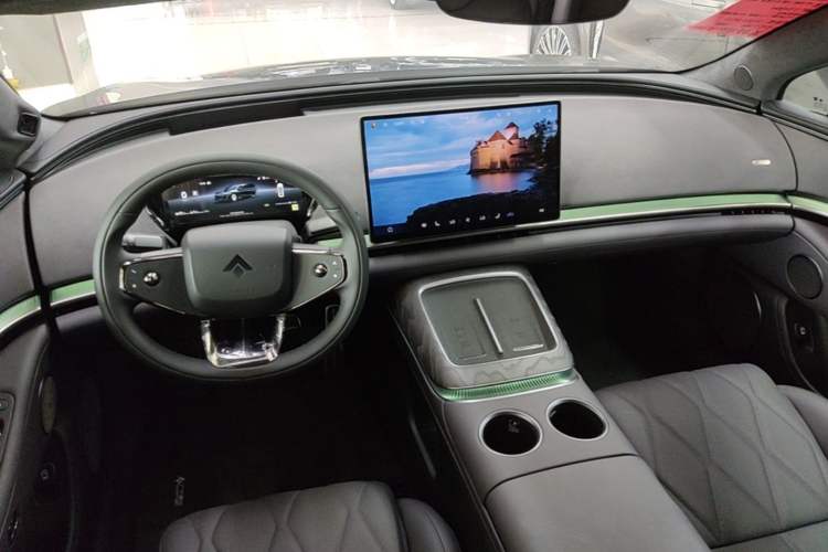 Used Hyptec Haval A800 2026 Model Smart Prestige Edition Center Console