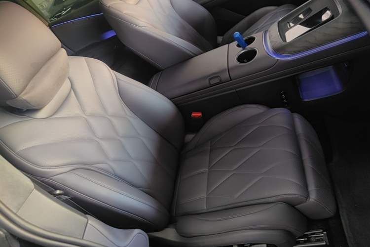 Used Hyptec Haval A800 2026 Model Smart Prestige Edition Right Front Seat