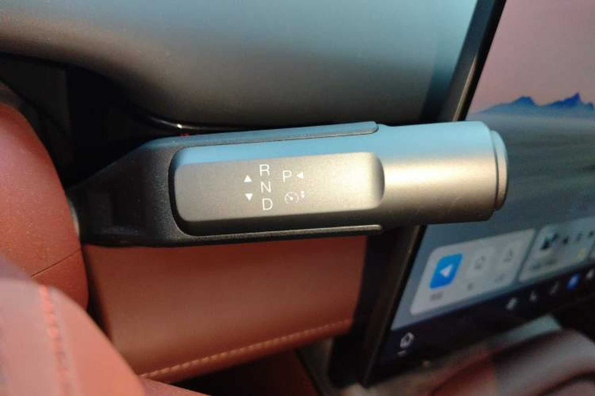 Used Hyptec HL 2025 700 Ultra Six-Seater All-Wheel-Drive LiDAR Version Gear Lever